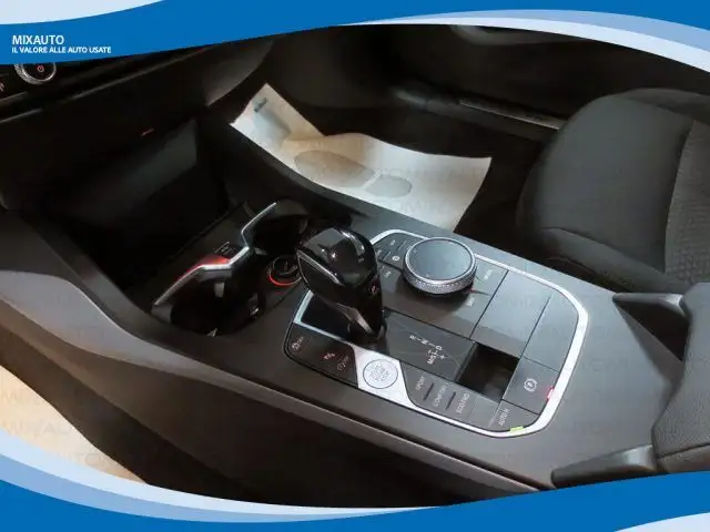 BMW 1 Series view 7