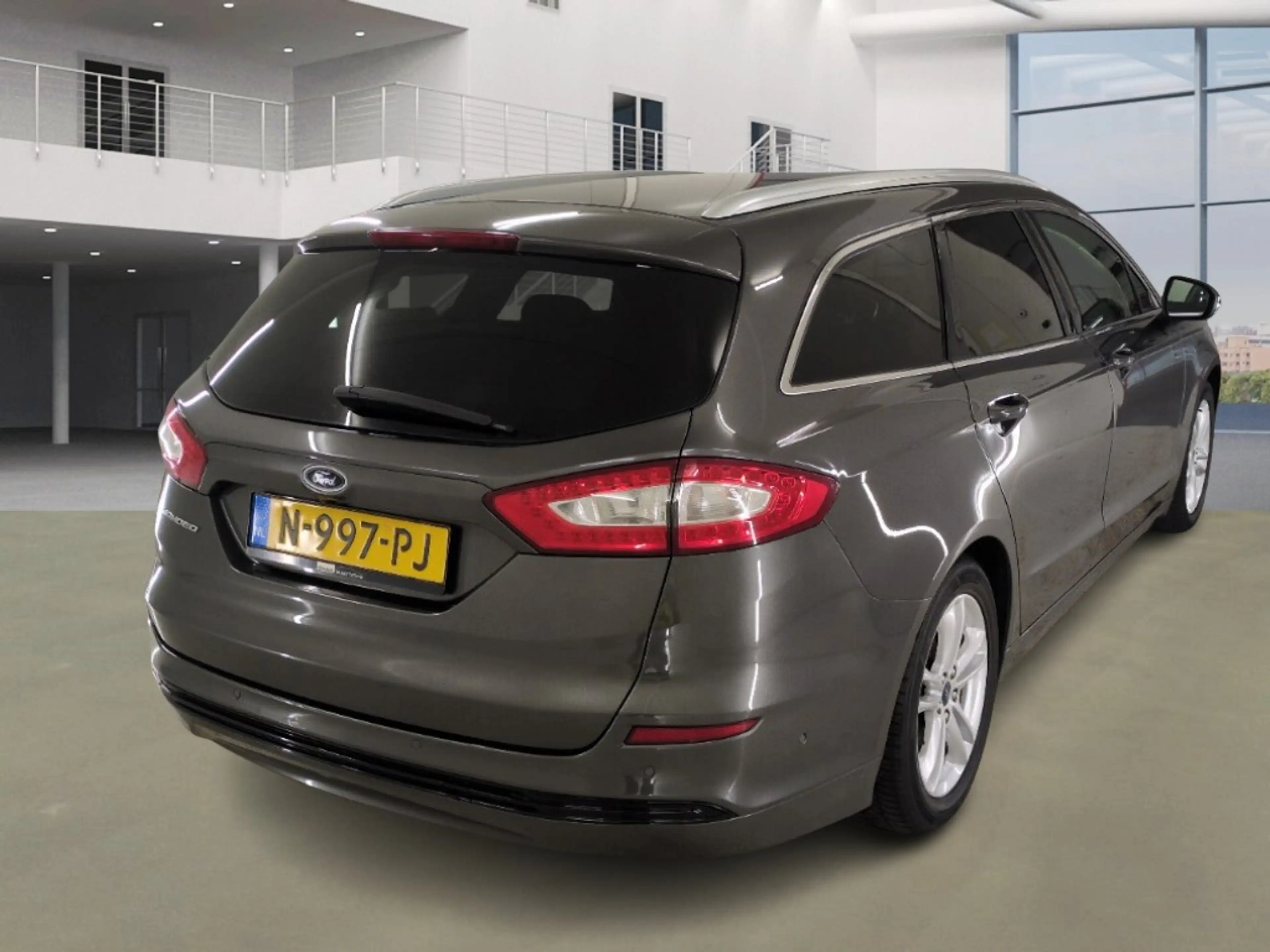 Ford Mondeo Wagon 1.5 Titanium — photo 3