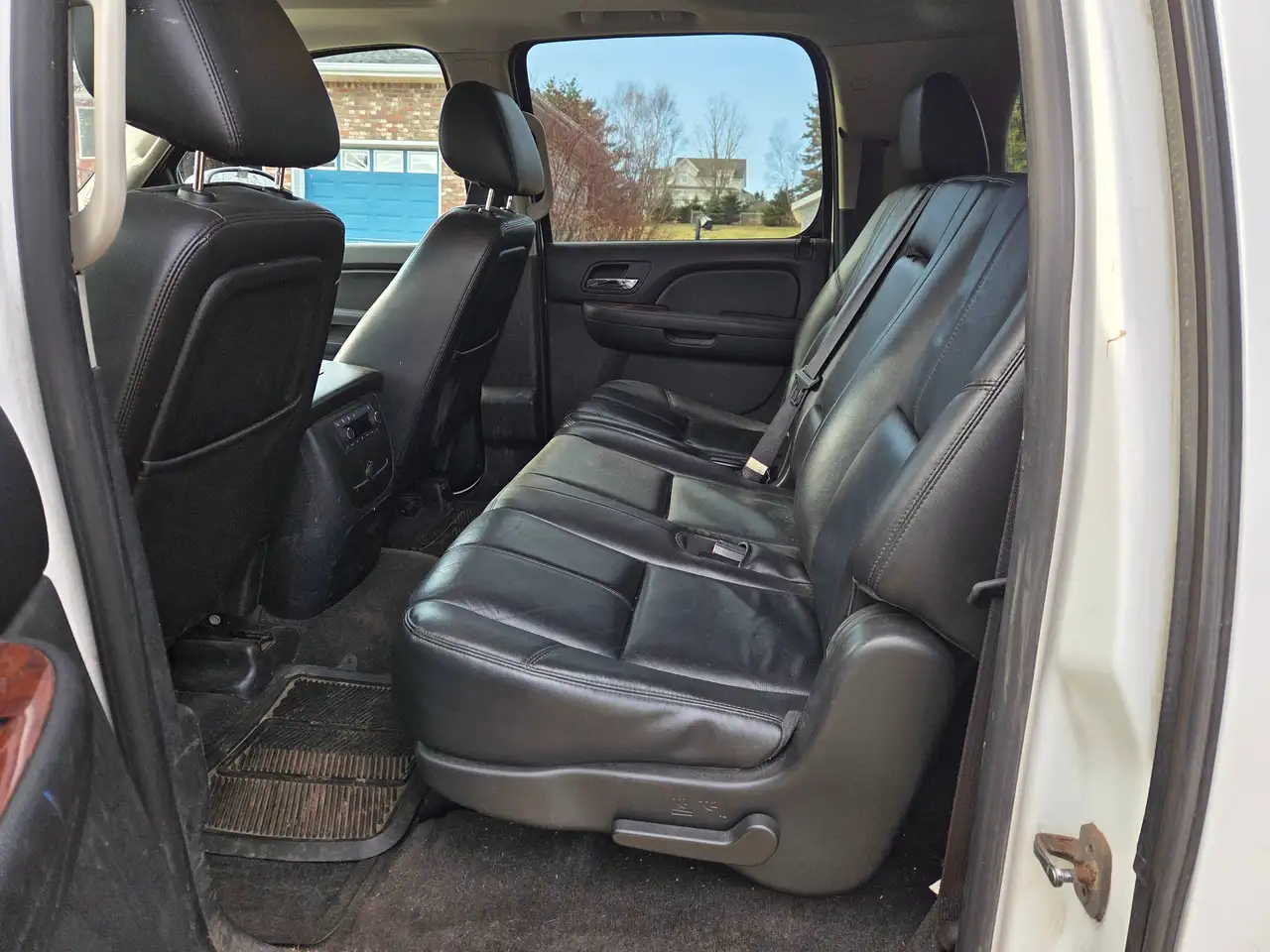 GMC Yukon photo GMC Yukon