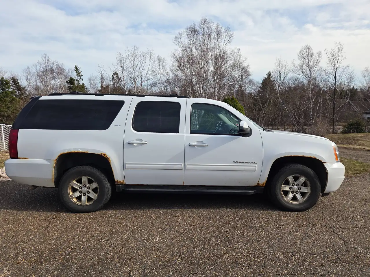 GMC Yukon photo GMC Yukon