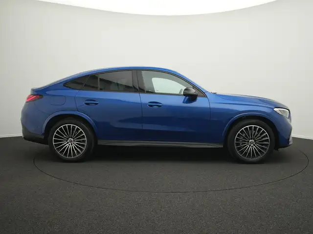 Mercedes-Benz GLC view 5