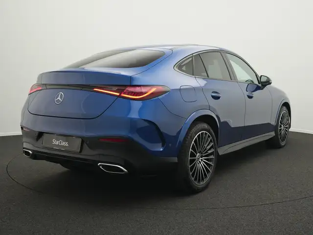 Mercedes-Benz GLC view 3