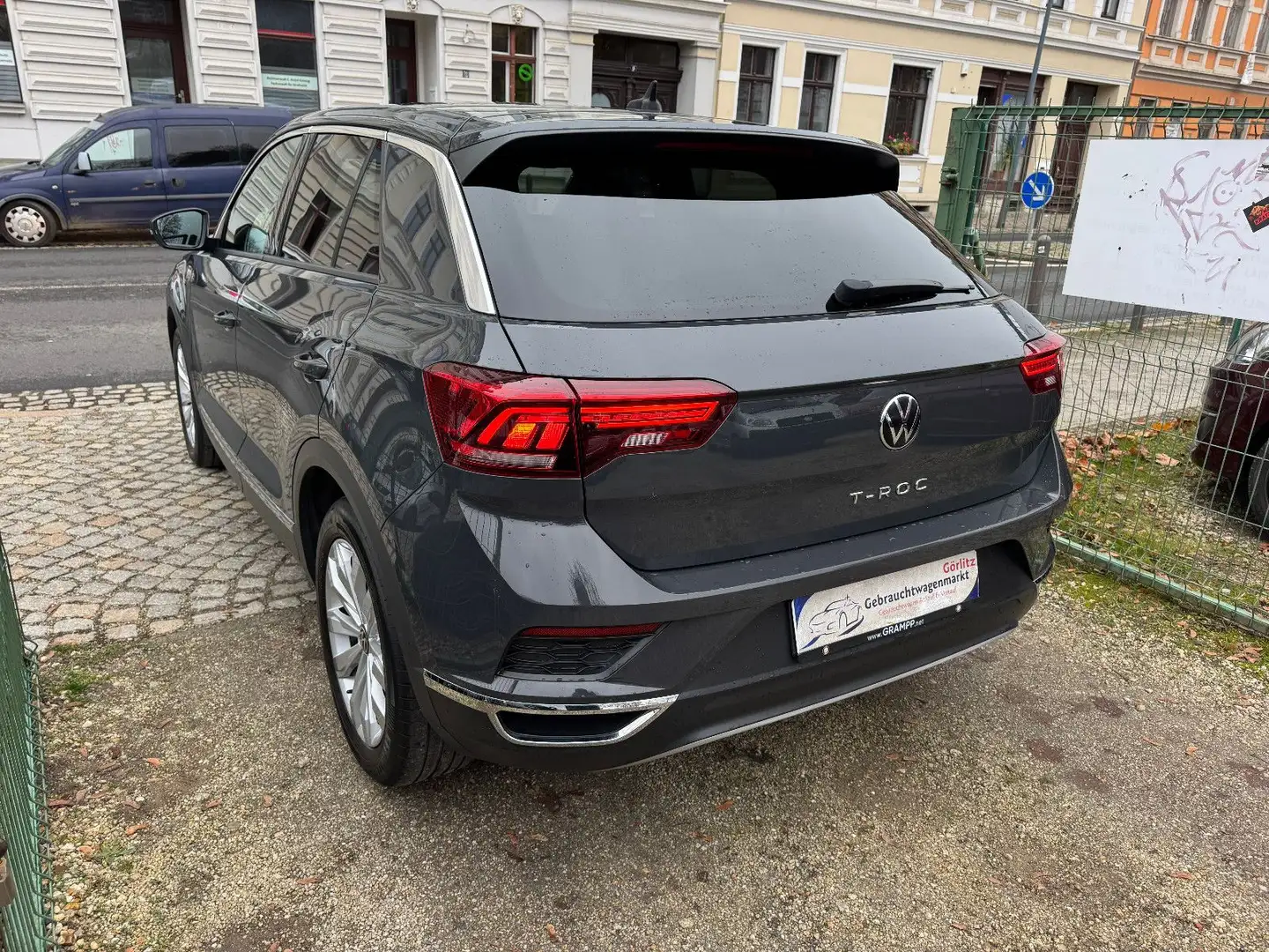 Volkswagen T-Roc Sport 1-Hand Scheckheft SR+WR Kamera Grau - 2