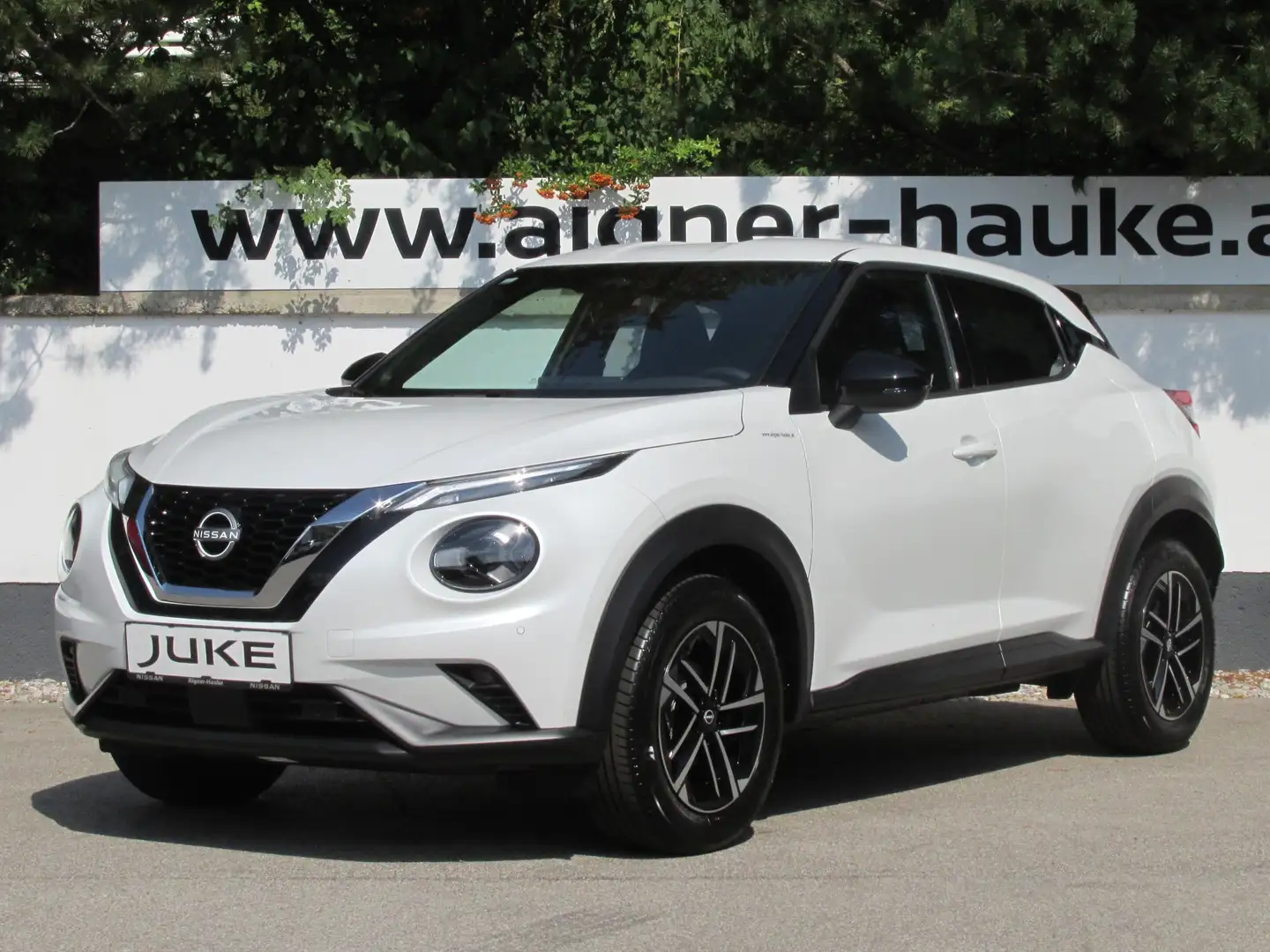 Nissan Juke 1,0 DIG-T N-Connecta DCT Aut. Frühjahrsaktion!! Weiß - 1