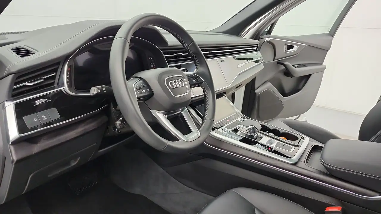 Audi Q7 снимка Audi Q7
