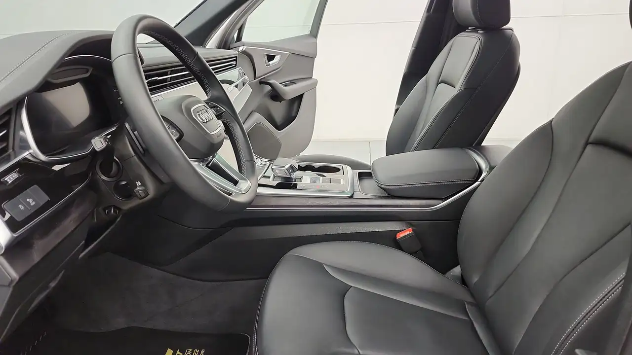 Audi Q7 снимка Audi Q7