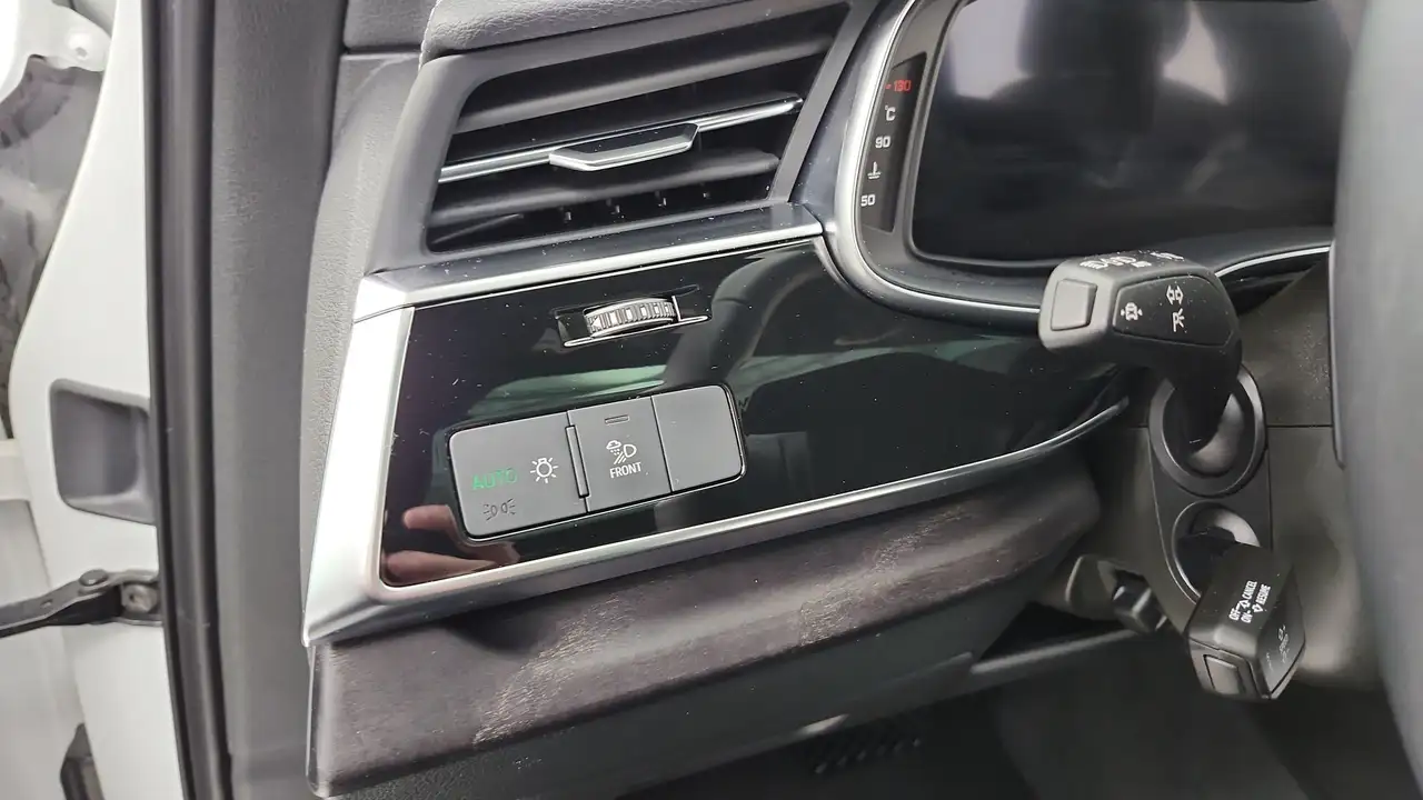Audi Q7 снимка Audi Q7