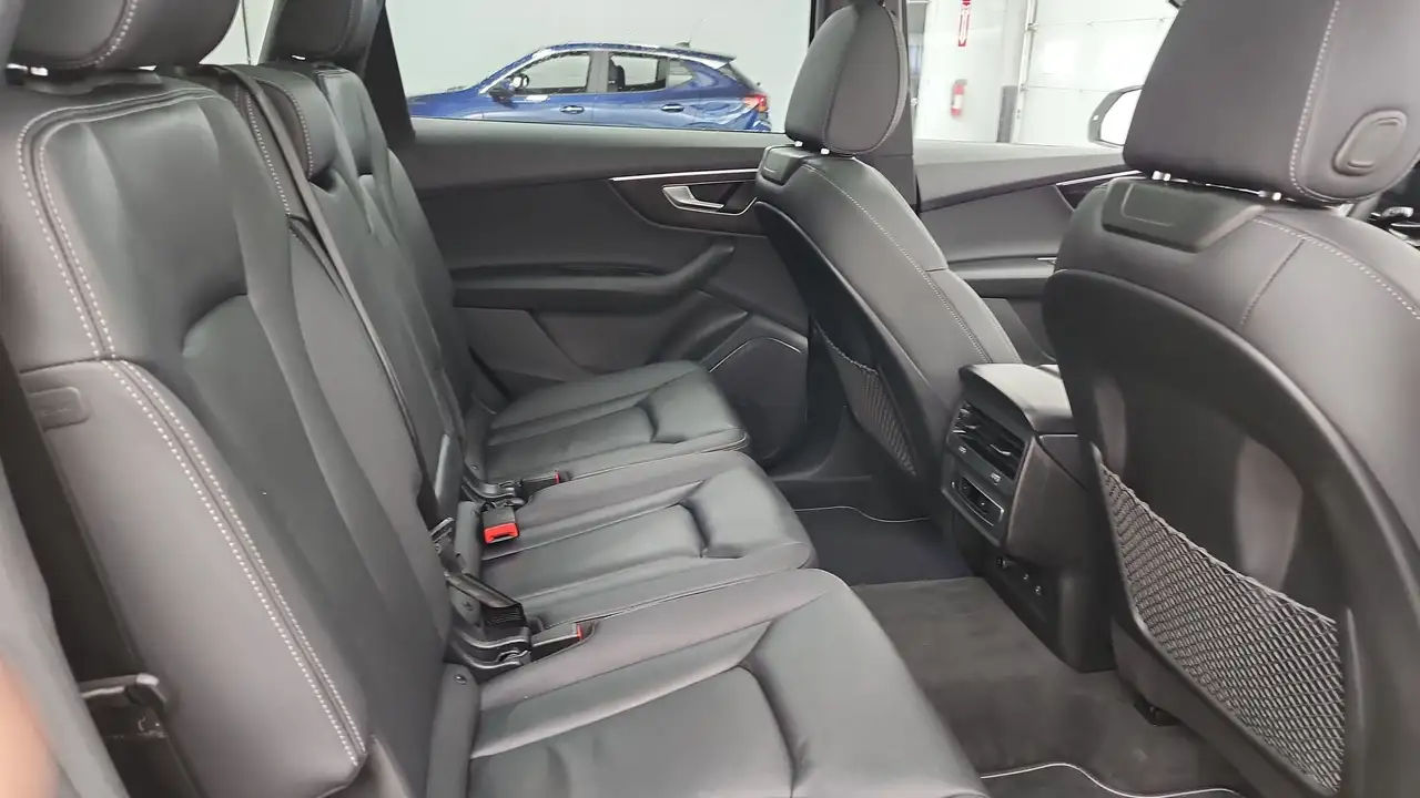 Audi Q7 снимка Audi Q7