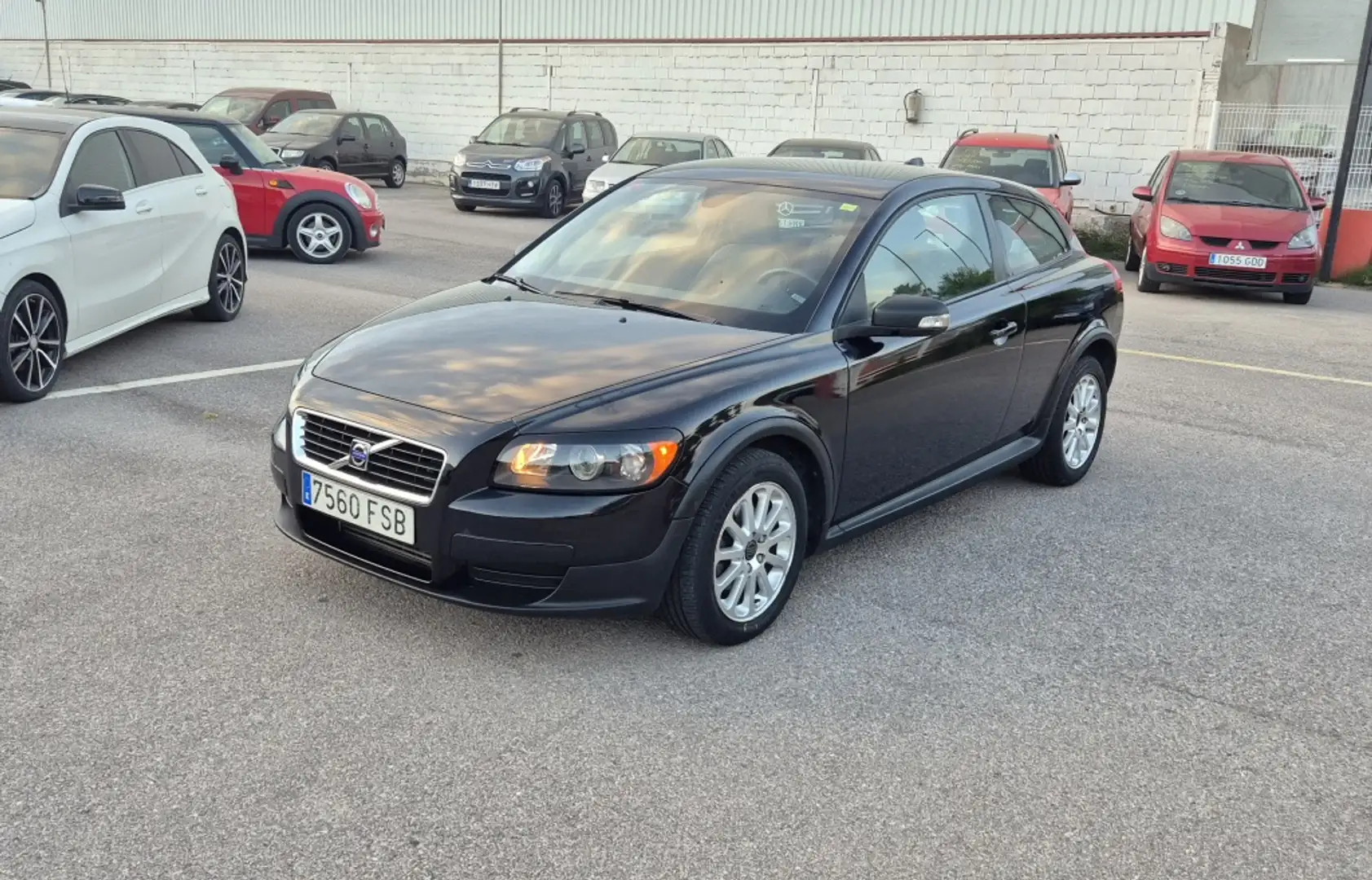 Volvo C30 1.6D Kinetic Negro - 1