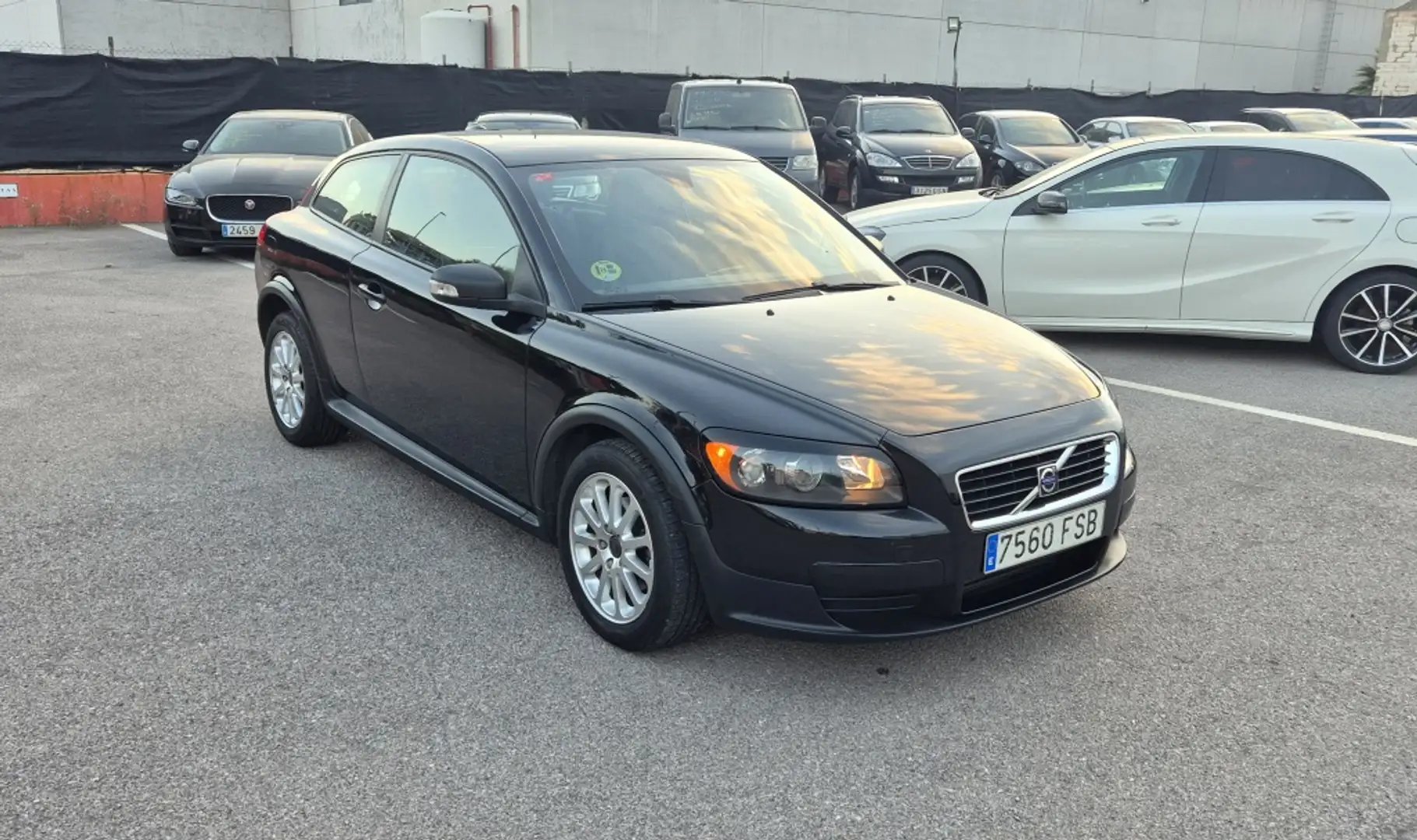 Volvo C30 1.6D Kinetic Negro - 2