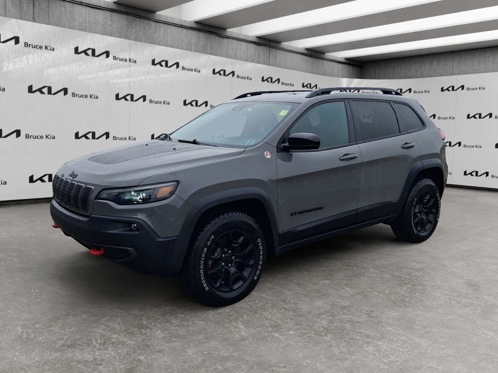 Gray 2023 Jeep Cherokee SUV / Crossover Four-Wheel Drive Automatic