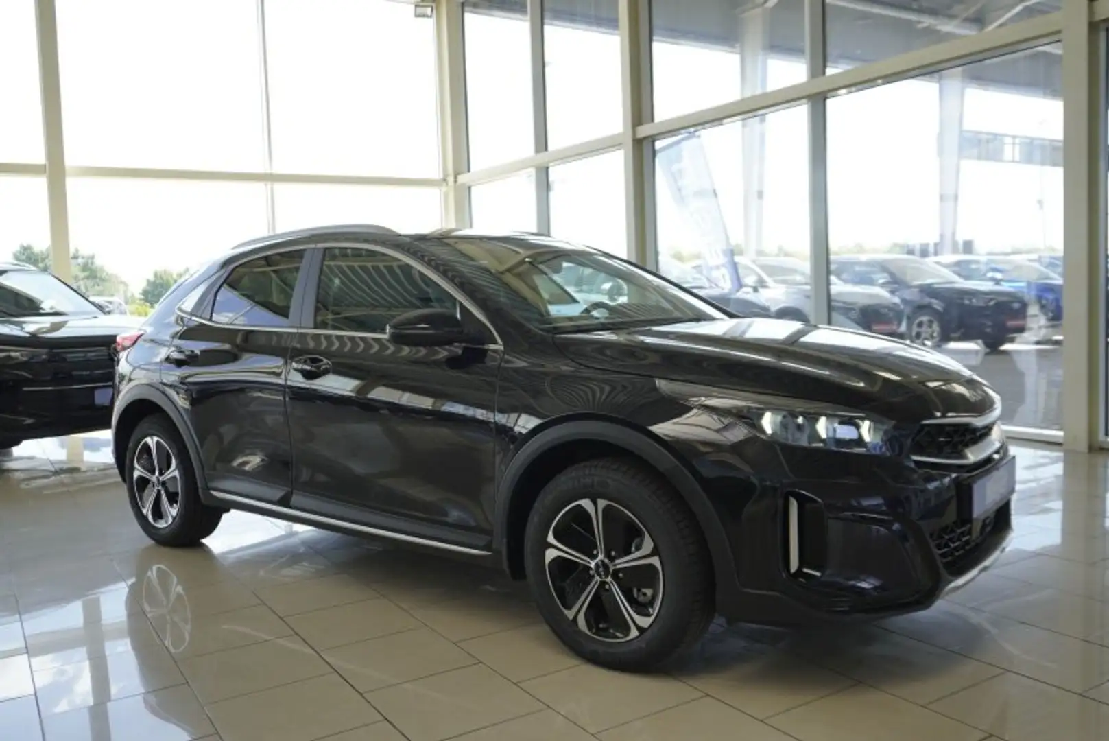 Kia XCeed 1.6GDI Plug-in Hybrid ACC/Kamera/Keyless/Winterp. Schwarz - 1