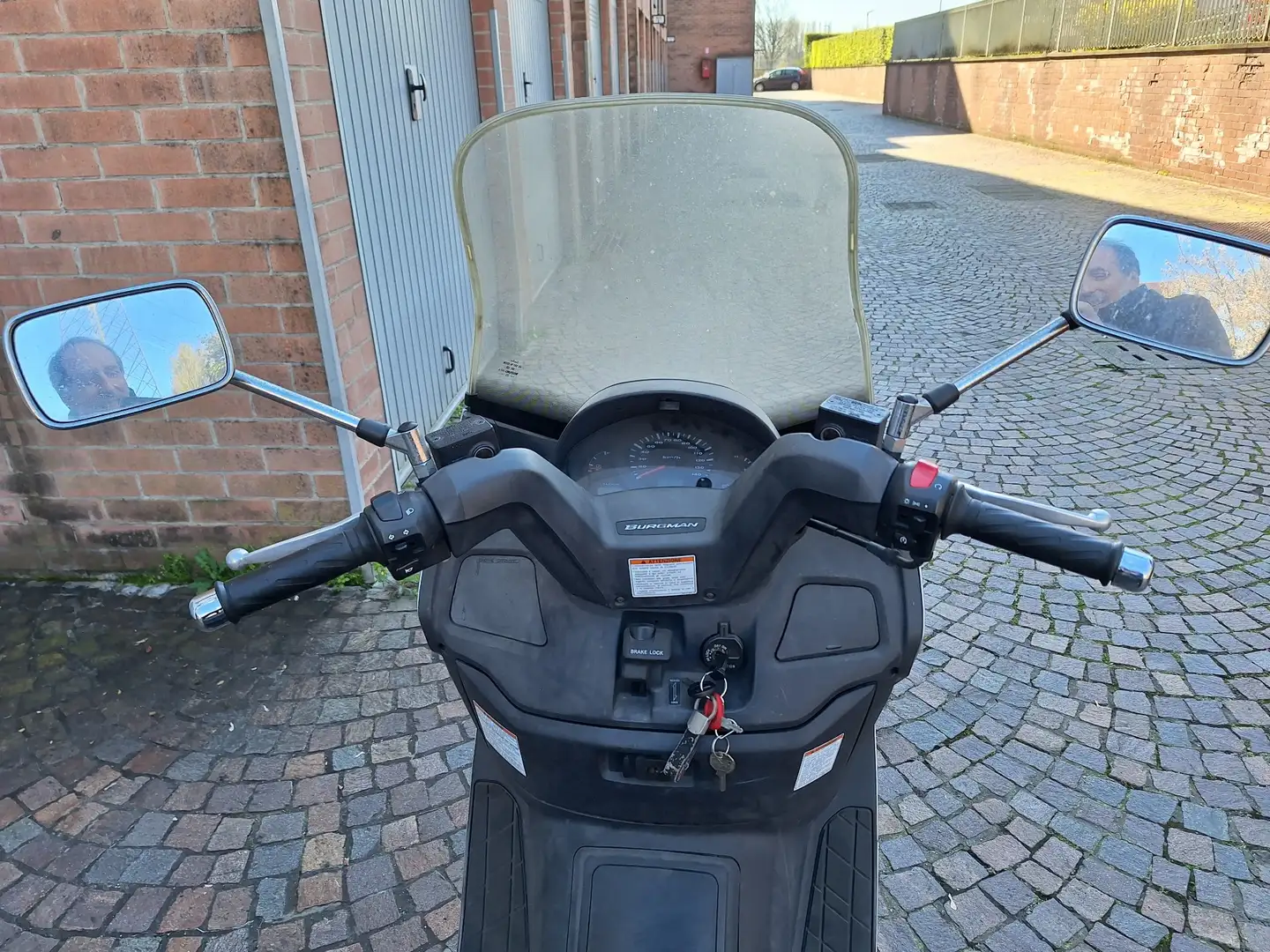 Suzuki Burgman 250 Zilver - 1
