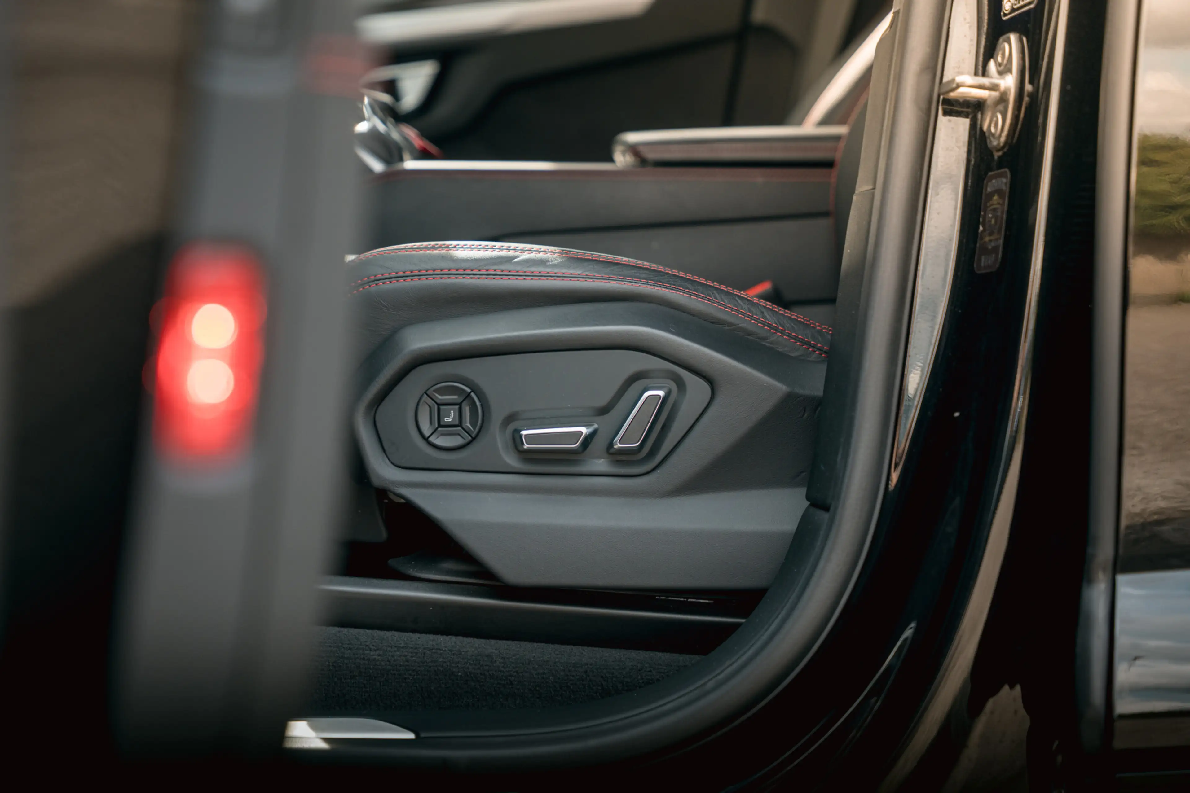 Lamborghini Urus 4.0 V8 | Pan.dak | Soundsystem | PPF | — photo 12