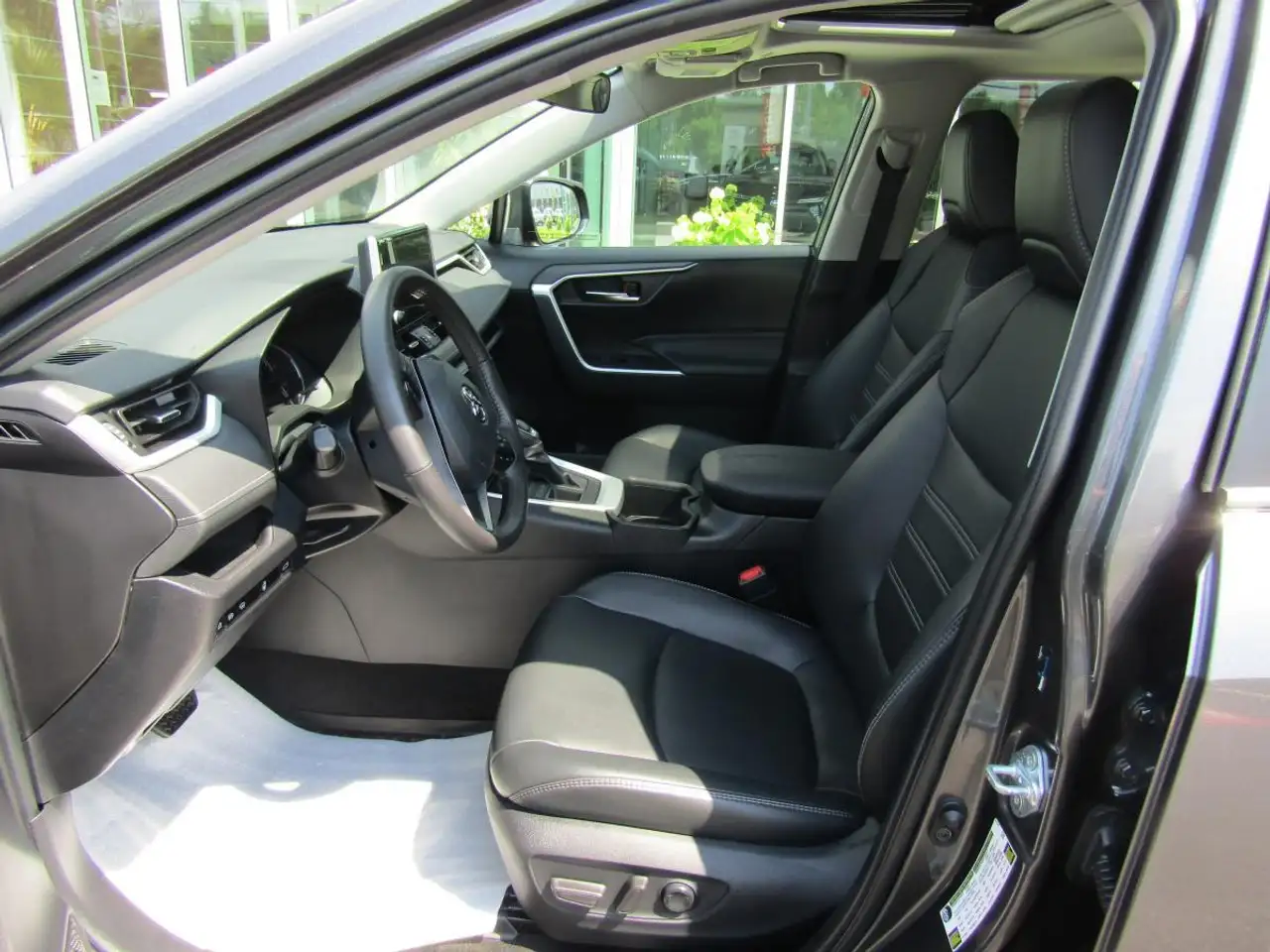 Toyota RAV 4 photo Toyota RAV 4