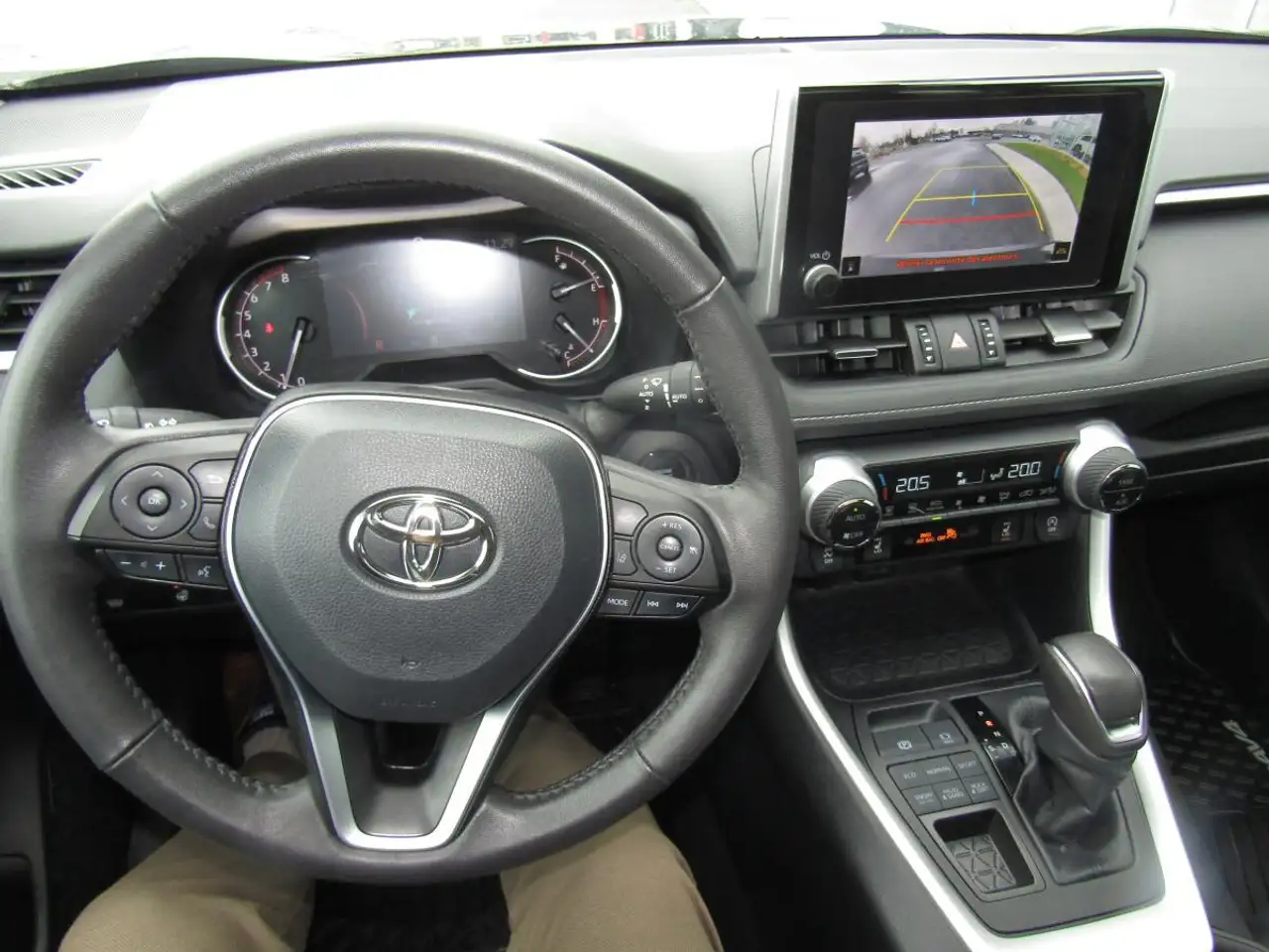 Toyota RAV 4 снимка Toyota RAV 4