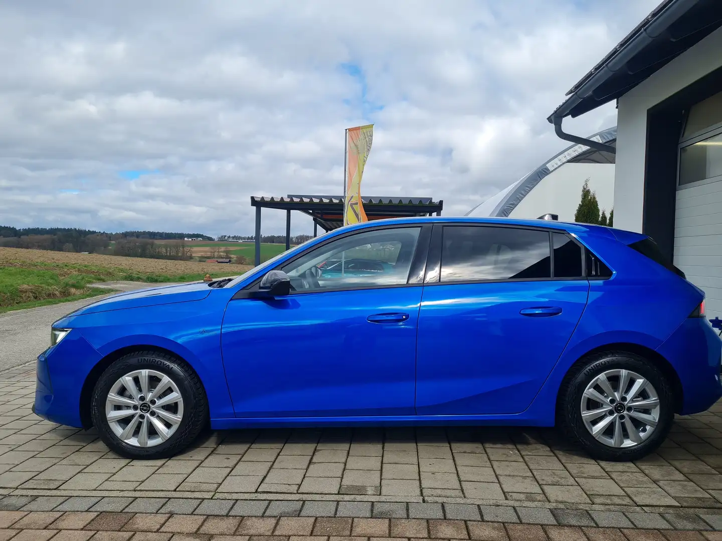 Opel Astra Enjoy     leichter Hagelschaden Blau - 2