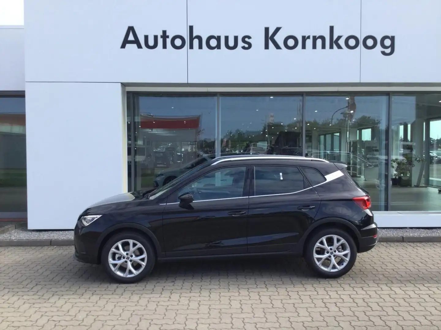 SEAT Arona 1.0 TSI DSG FR LED Kessy KAM AHK Bluetooth Noir - 1