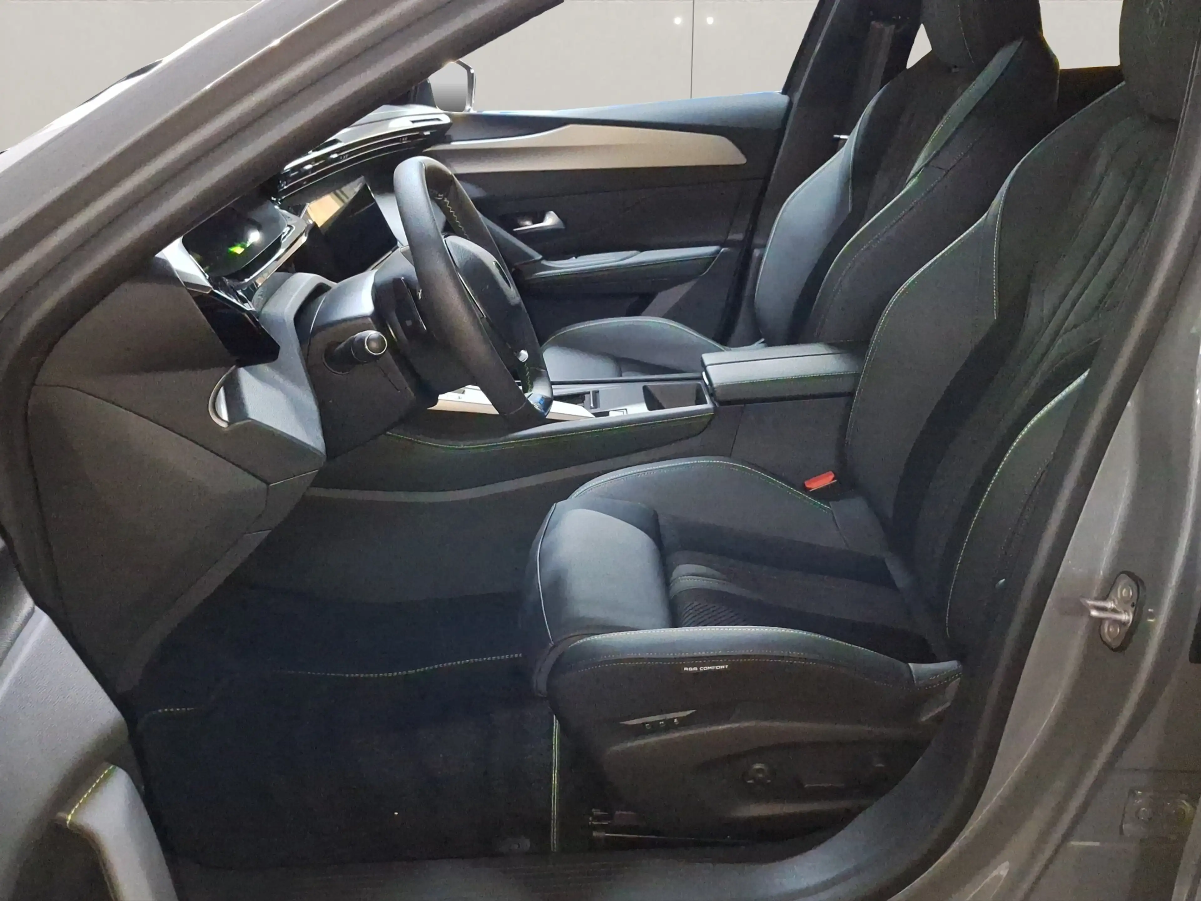 Peugeot 408 225 GT Exclusive Plug-in ACC+Alcantara — photo 8