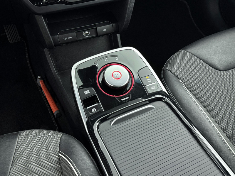 Kia e-Niro DynamicLine 64 kWh | Warmtepomp | Stoel + stuurver — photo 14
