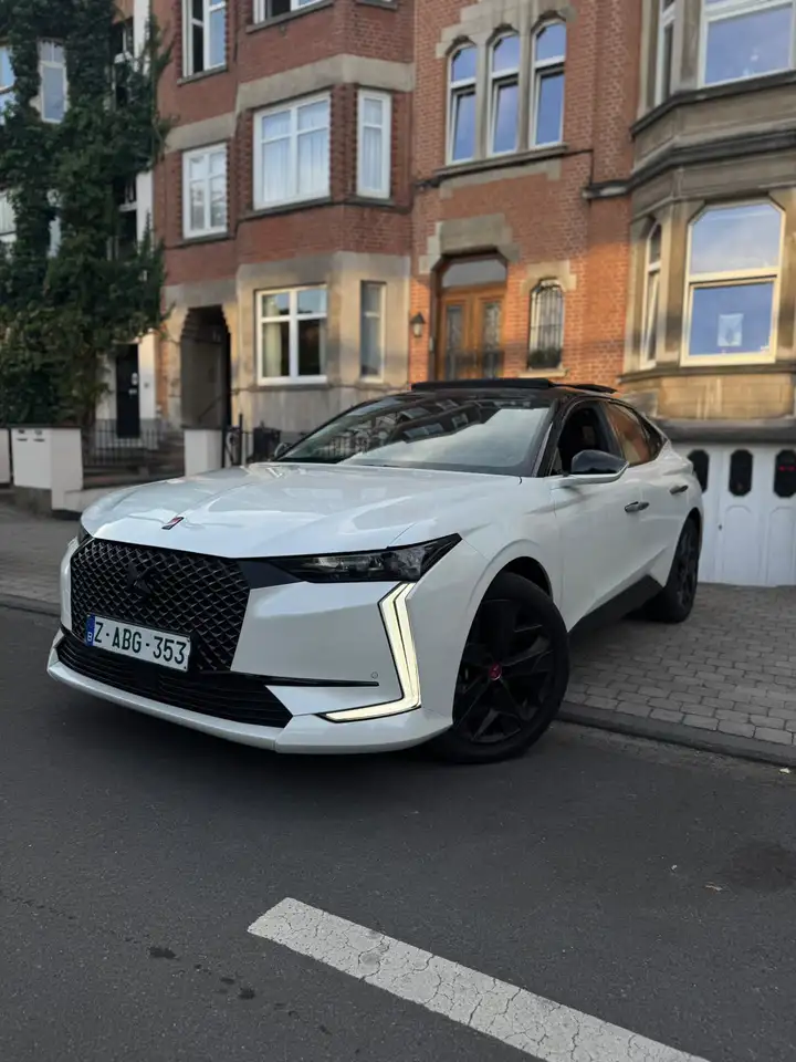 DS Automobiles DS 4