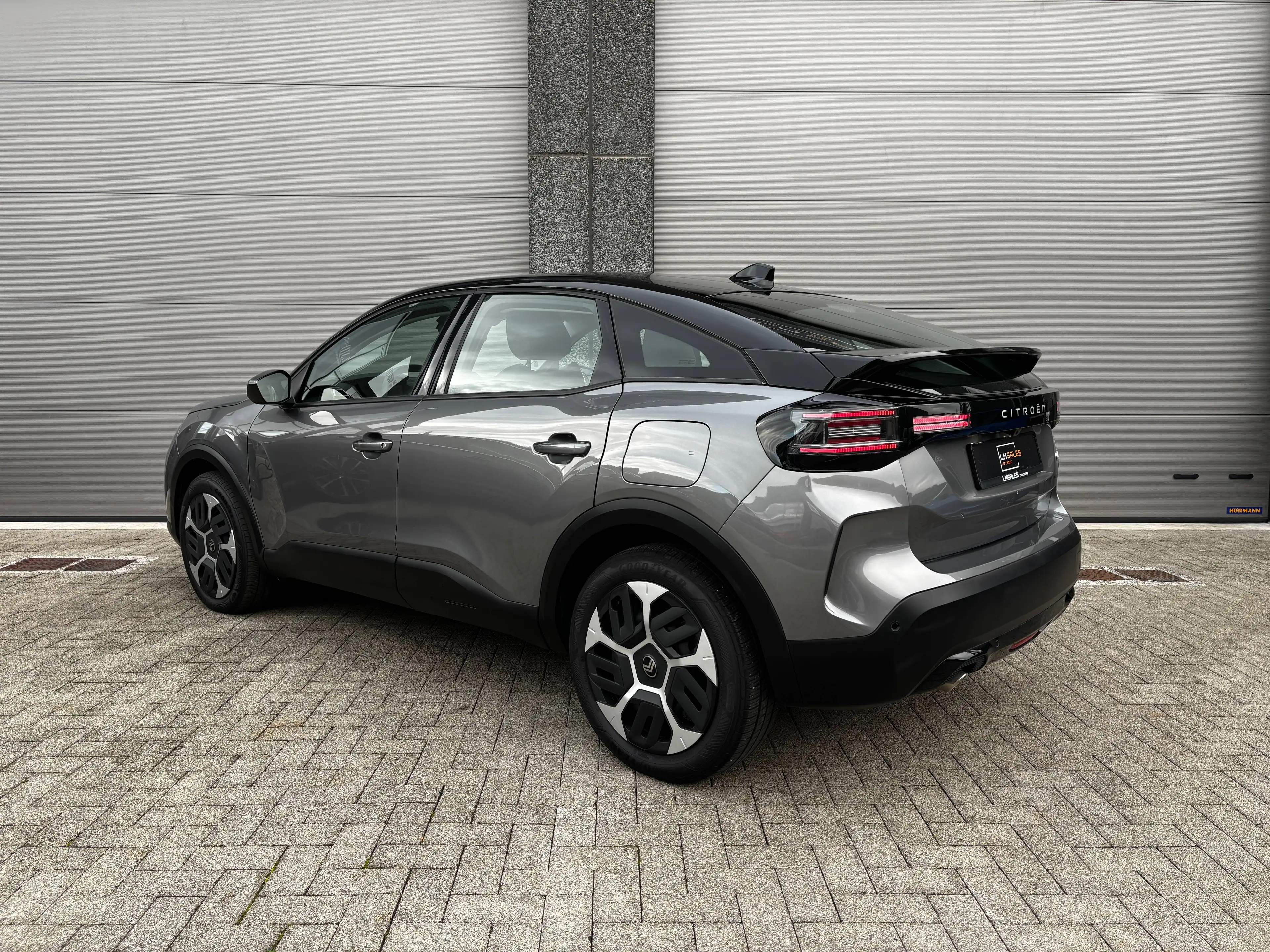 Citroen C4 Hybrid 145 e-DCS6 Plus 106 CO2 * CAMERA / CRUISE / DRAADLOZE APPLE CARPLAY & ANDROID AUTO / NAVI / LANE * — photo 9
