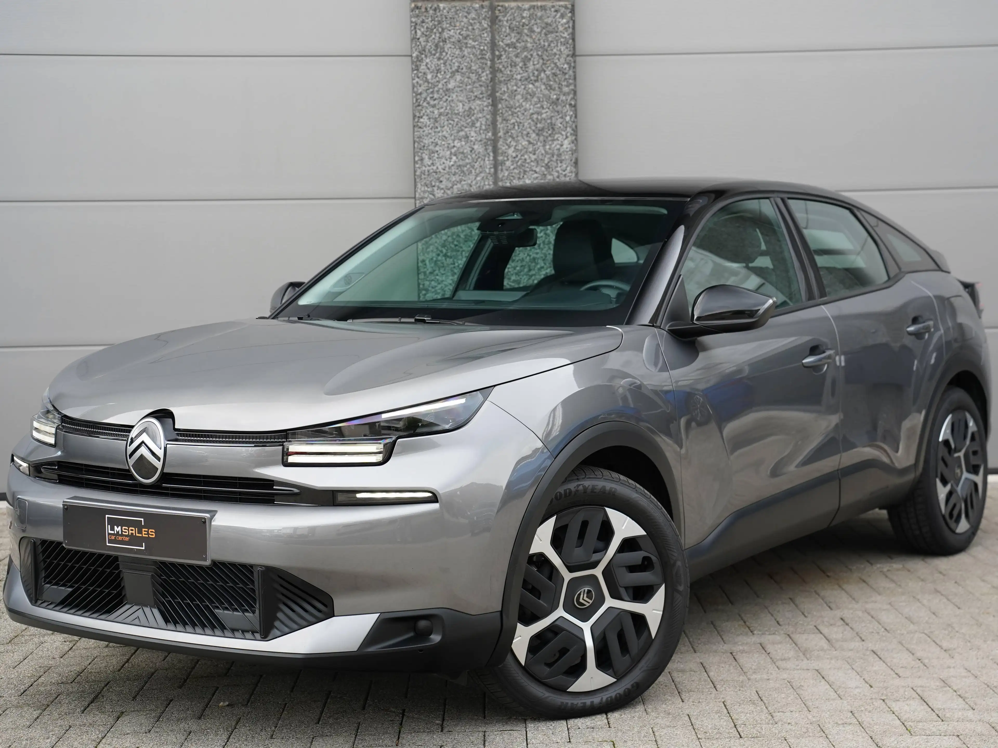 Citroen C4 Hybrid 145 e-DCS6 Plus 106 CO2 * CAMERA / CRUISE / DRAADLOZE APPLE CARPLAY & ANDROID AUTO / NAVI / LANE *