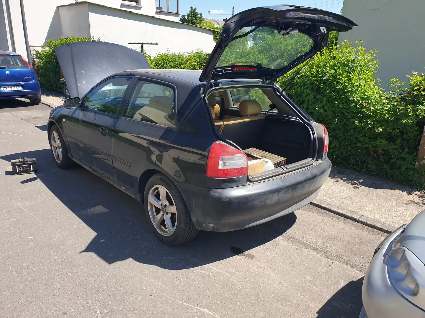 Audi A3 A3 1.6 Attraction Noir - 1