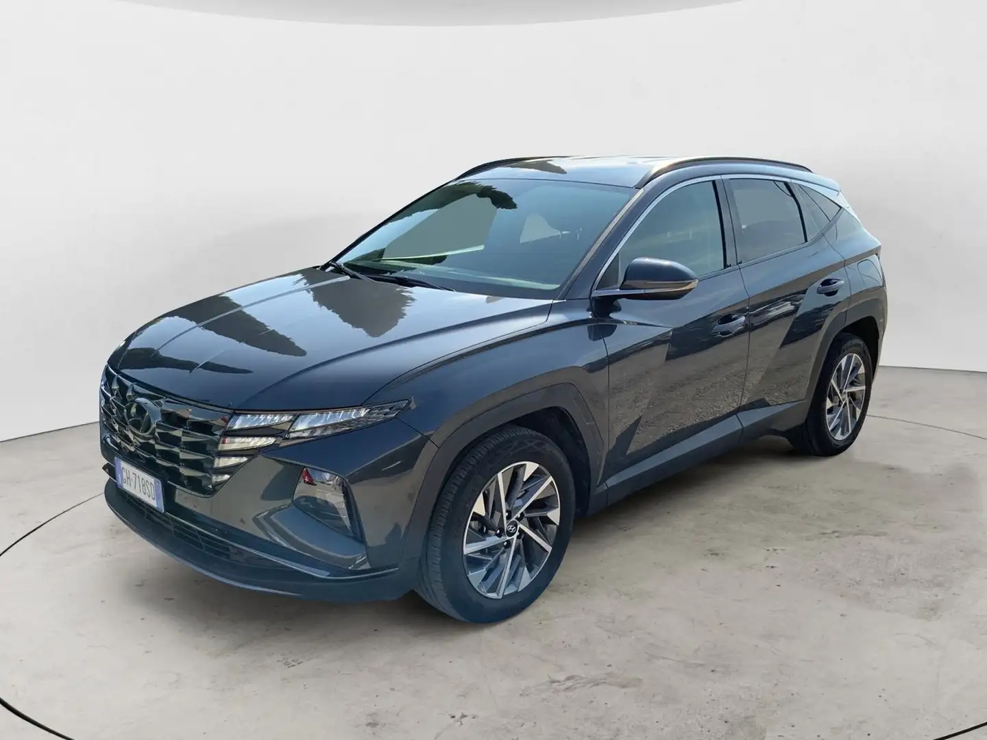 Hyundai TUCSON 3ª serie 1.6 T-GDI 48V DCT XLine Gris - 1
