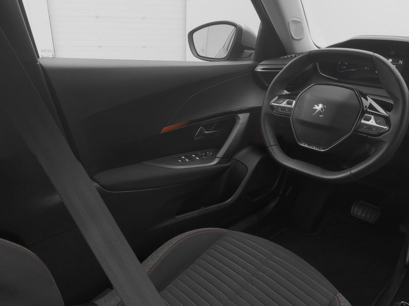 Peugeot e-2008 EV Active 50 kWh | CAMERA | CARPLAY — photo 12