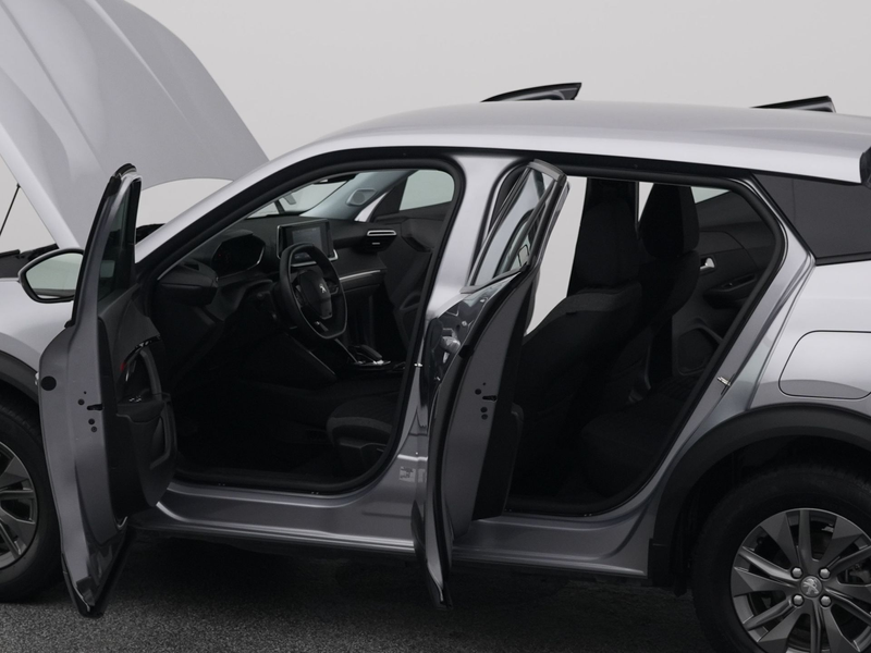 Peugeot e-2008 EV Active 50 kWh | CAMERA | CARPLAY — photo 34