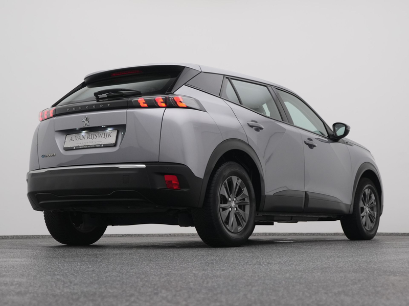 Peugeot e-2008 EV Active 50 kWh | CAMERA | CARPLAY — photo 17