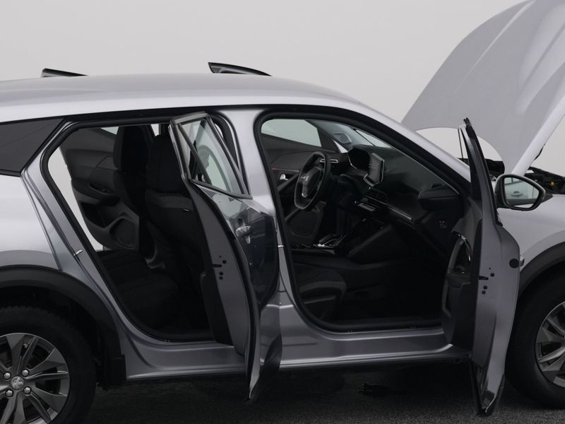 Peugeot e-2008 EV Active 50 kWh | CAMERA | CARPLAY — photo 35