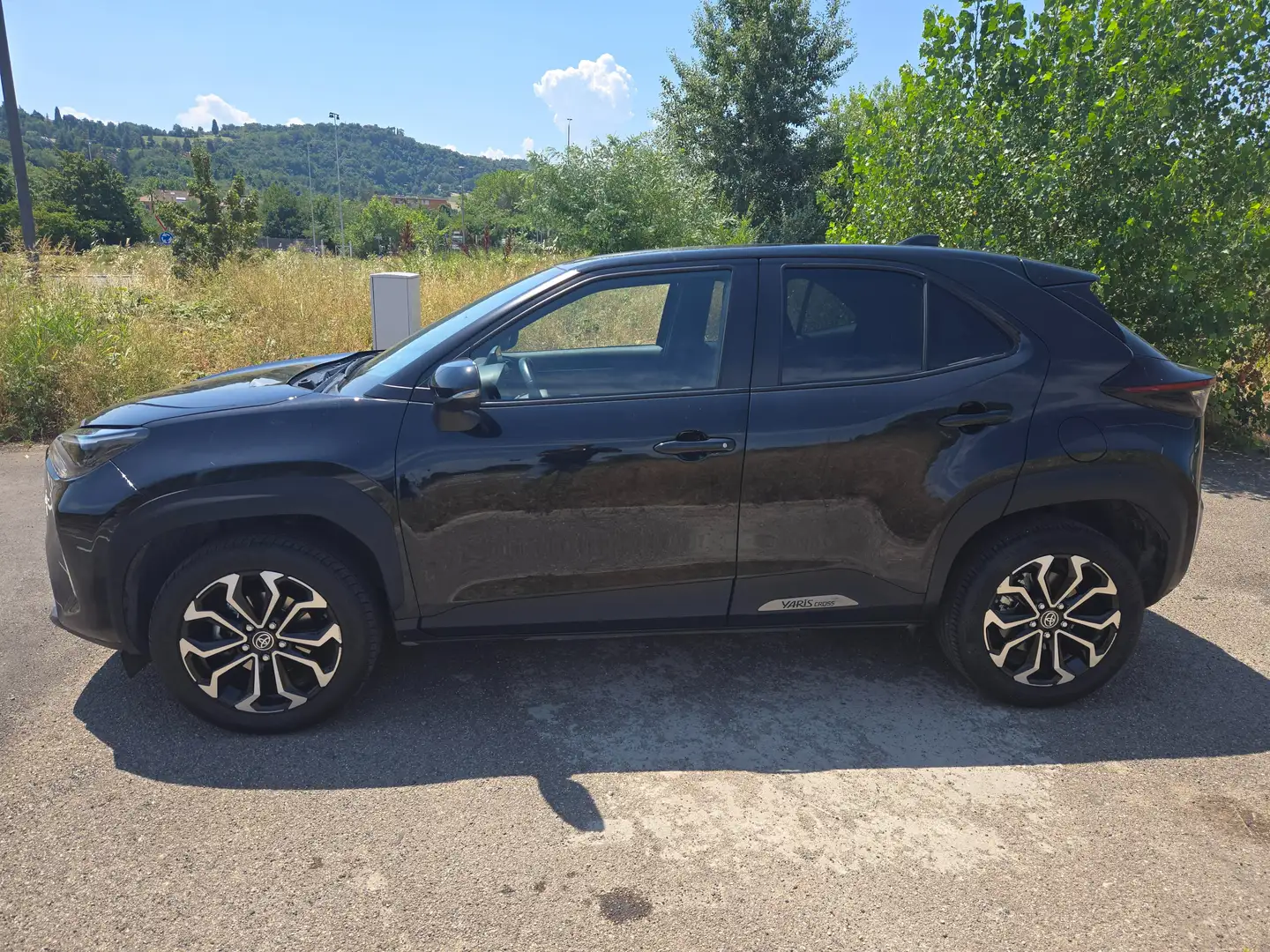 Toyota Yaris Yaris Cross Cross 1.5h Trend fwd 116cv e-cvt Nero - 2