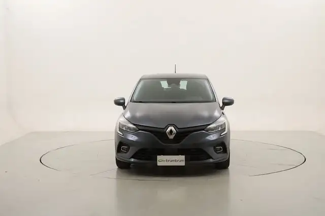 Renault Clio view 8