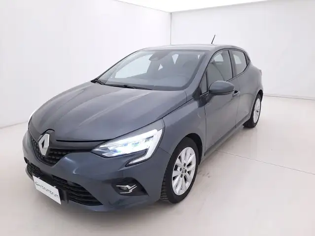 Renault Clio view 9