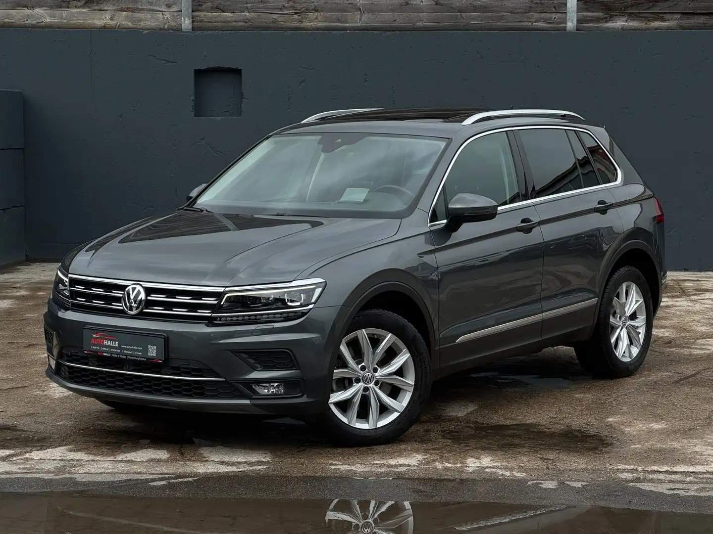 Volkswagen Tiguan 2.0 TSI Hgl. 4M Alcan Pano Dynaudio 360° Grau - 1