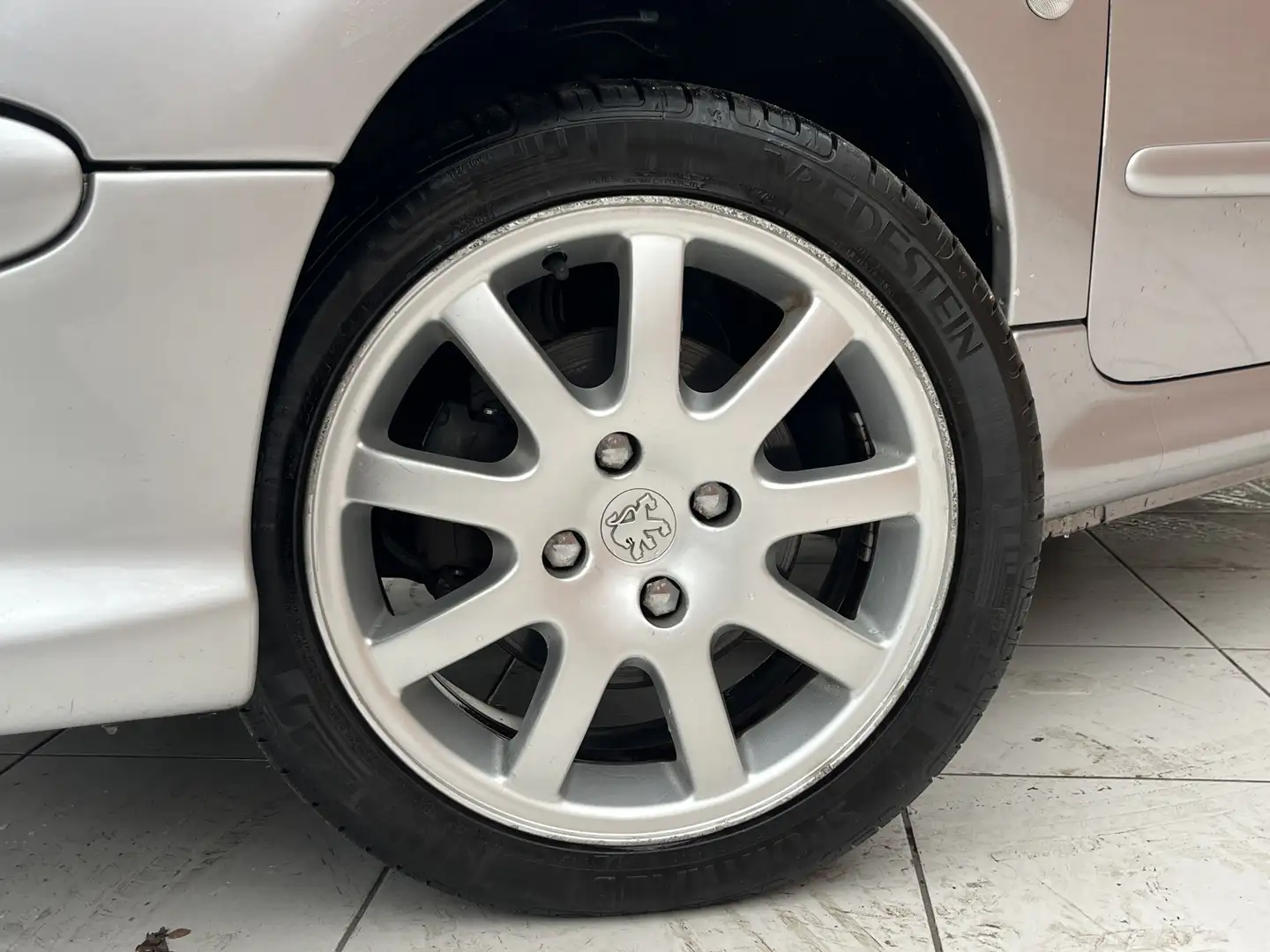 Peugeot 206 CC 2.0-16V | Climate Control | Centrale vergrendel Grijs - 2