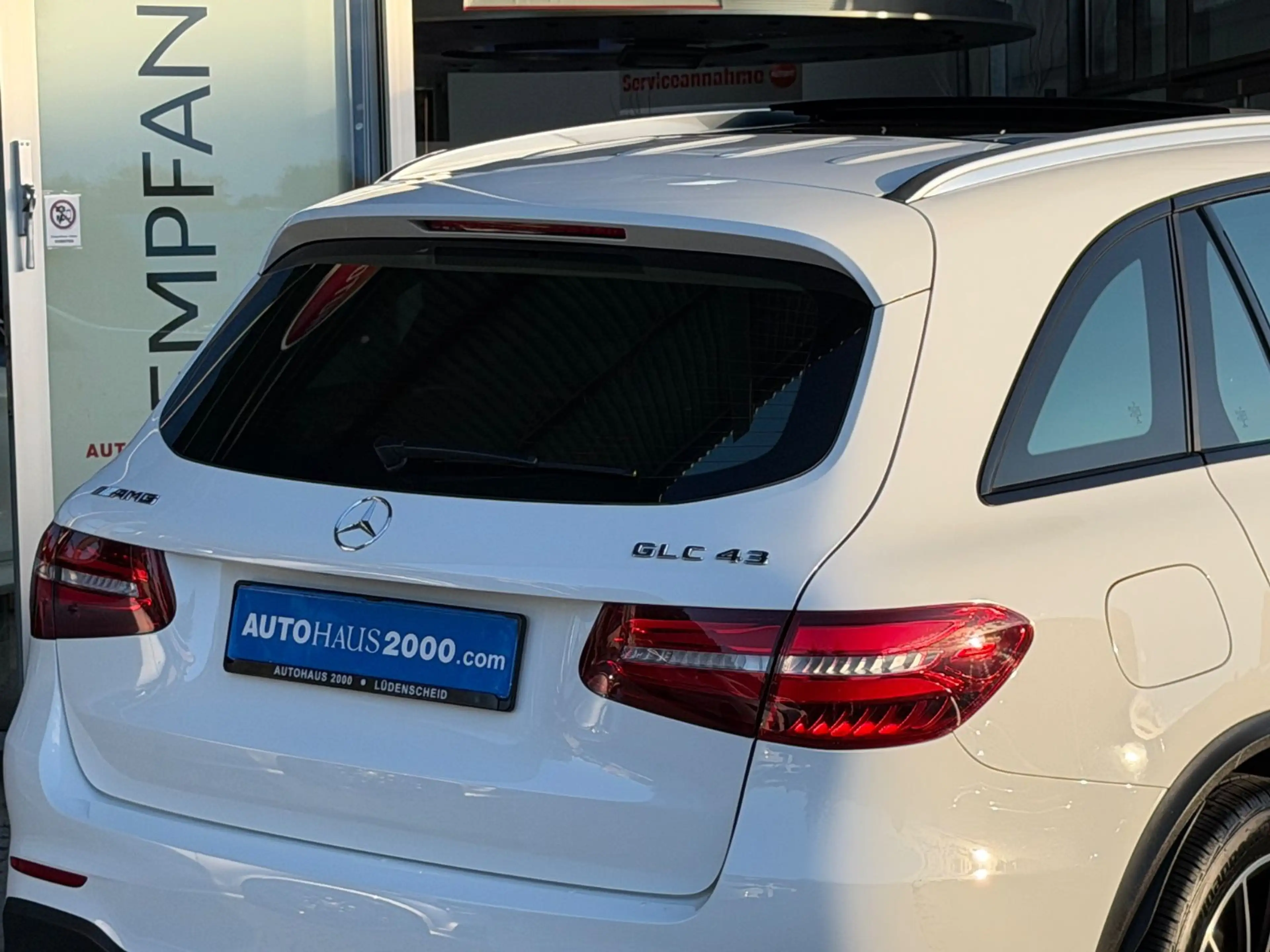 Mercedes-Benz GLC 43 AMG 4Matic/PANO/HUD/NIGHT/BURMESTER/LUFTF — photo 8