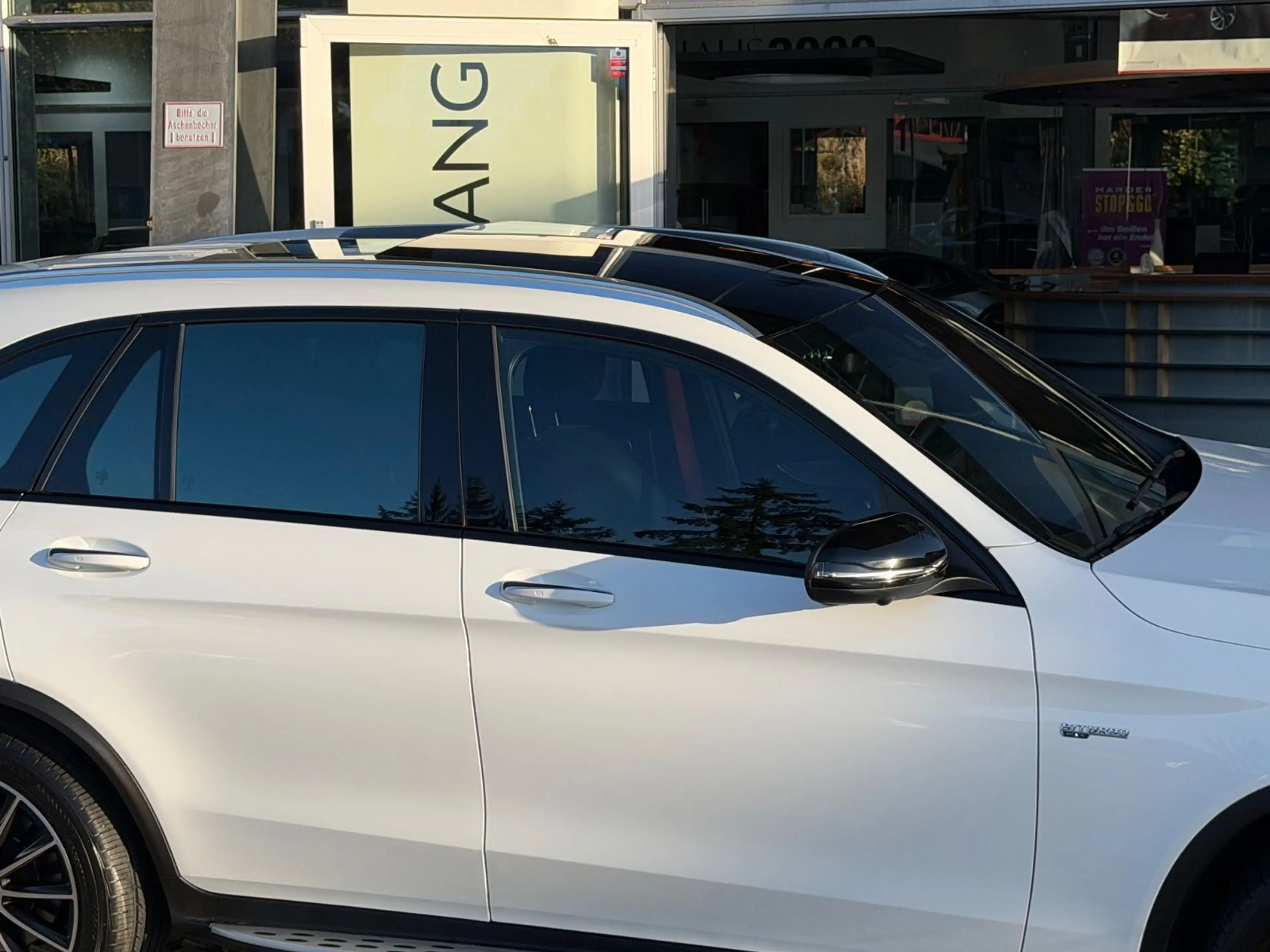 Mercedes-Benz GLC 43 AMG 4Matic/PANO/HUD/NIGHT/BURMESTER/LUFTF — photo 6