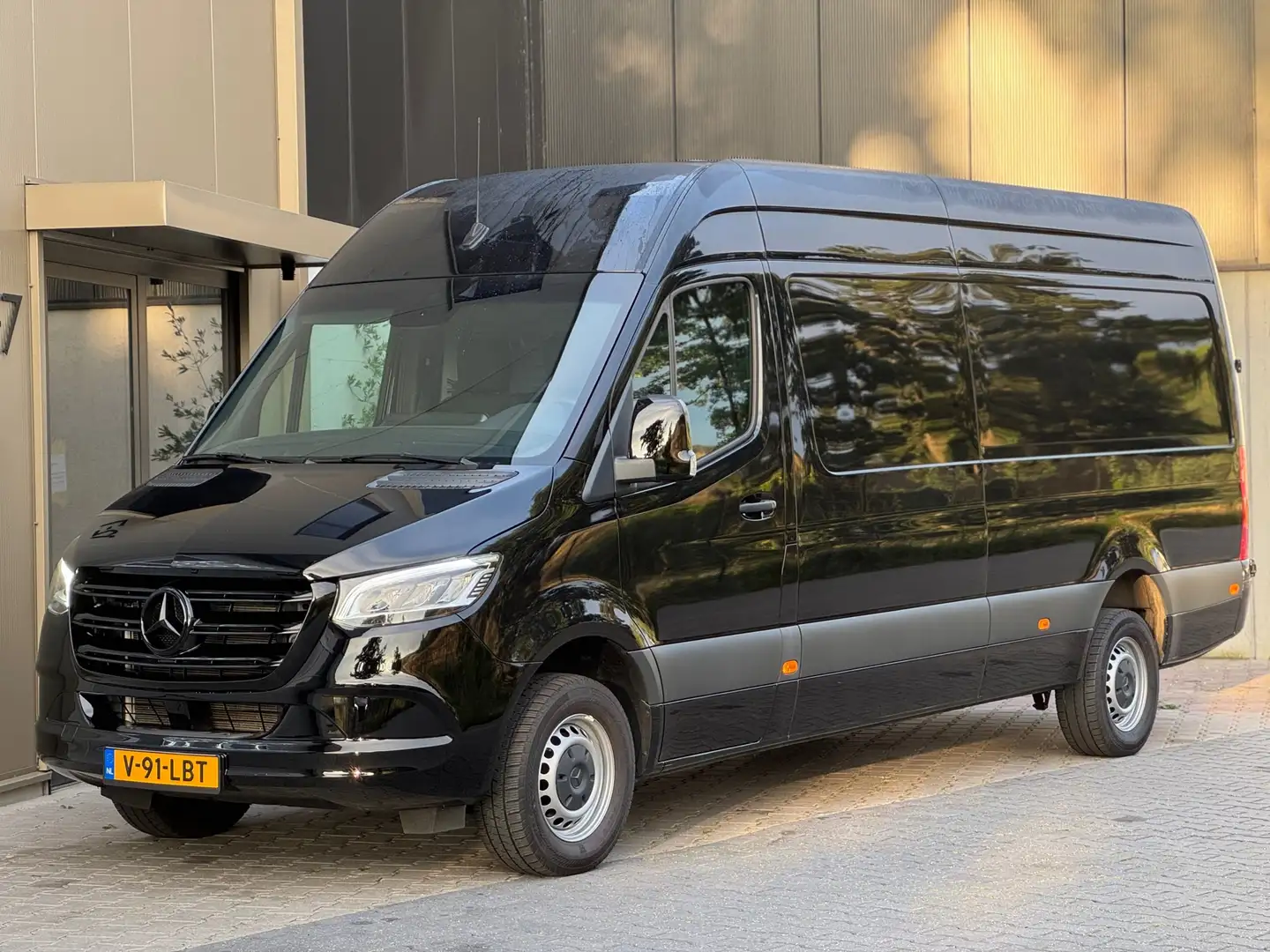 Mercedes-Benz Sprinter 319 1.9 CDI L3H2|RWD|LED|Trekhaak Noir - 1