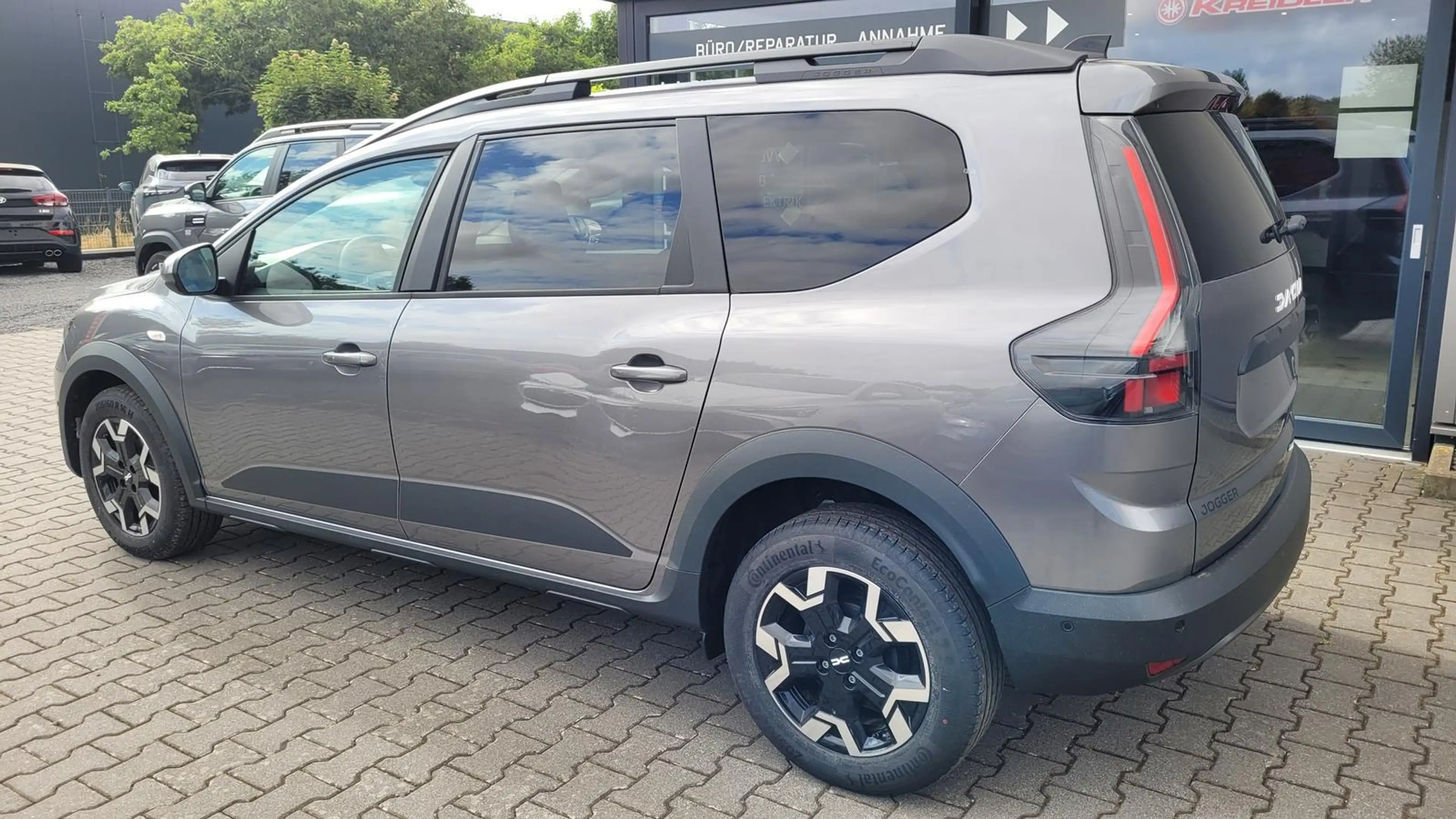 Dacia Jogger Journey TCe110 MJ26*LED*Shzg*PDC*Cam*ACA*16" 81... — photo 6