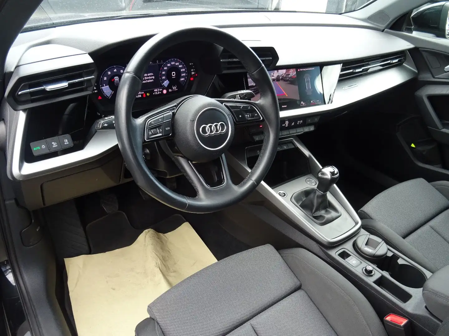 Audi A3 Sportback 35 TFSI S line LED Navi virtual Schwarz - 2