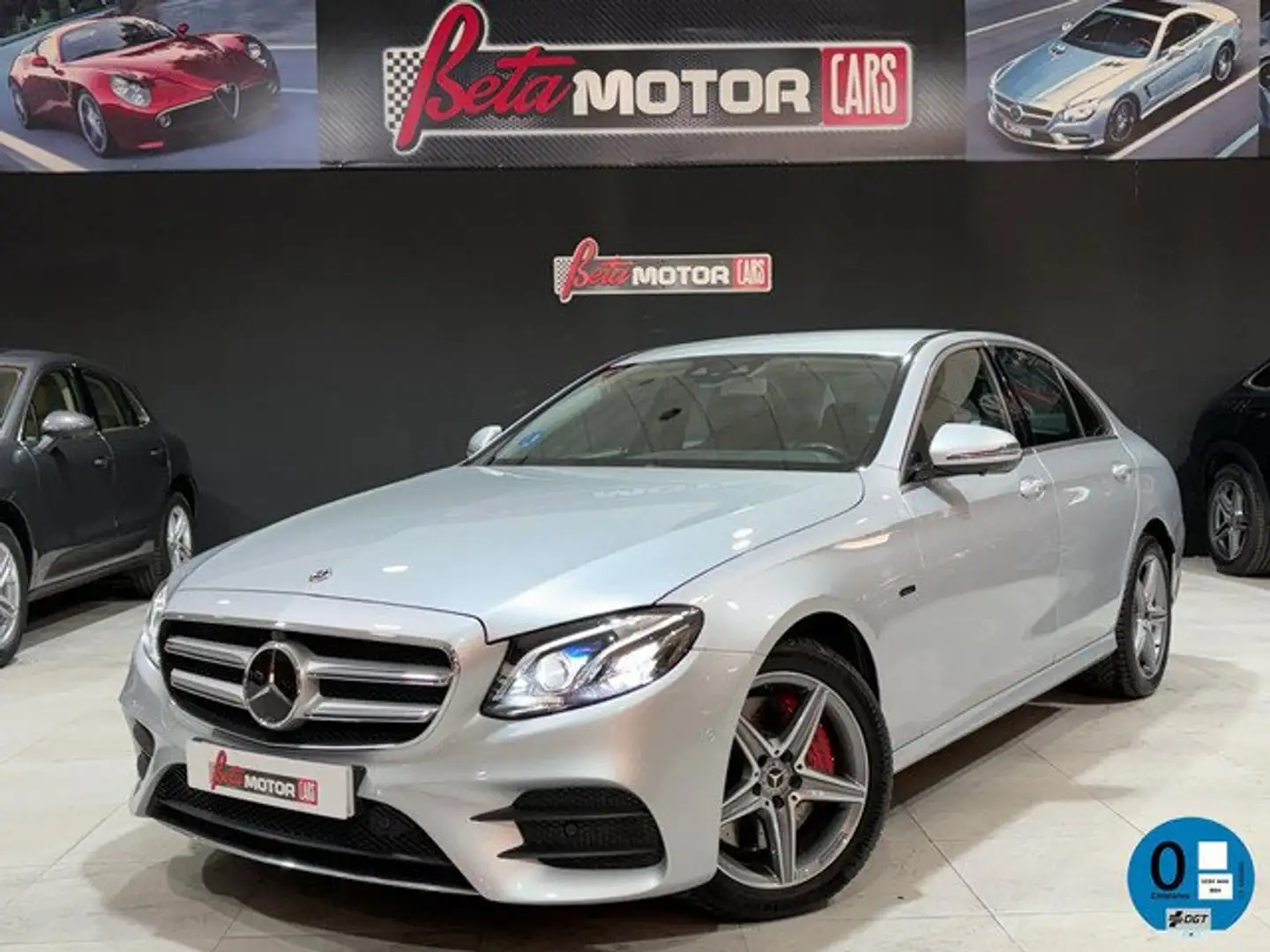 Mercedes-Benz E 300 de Gris - 1