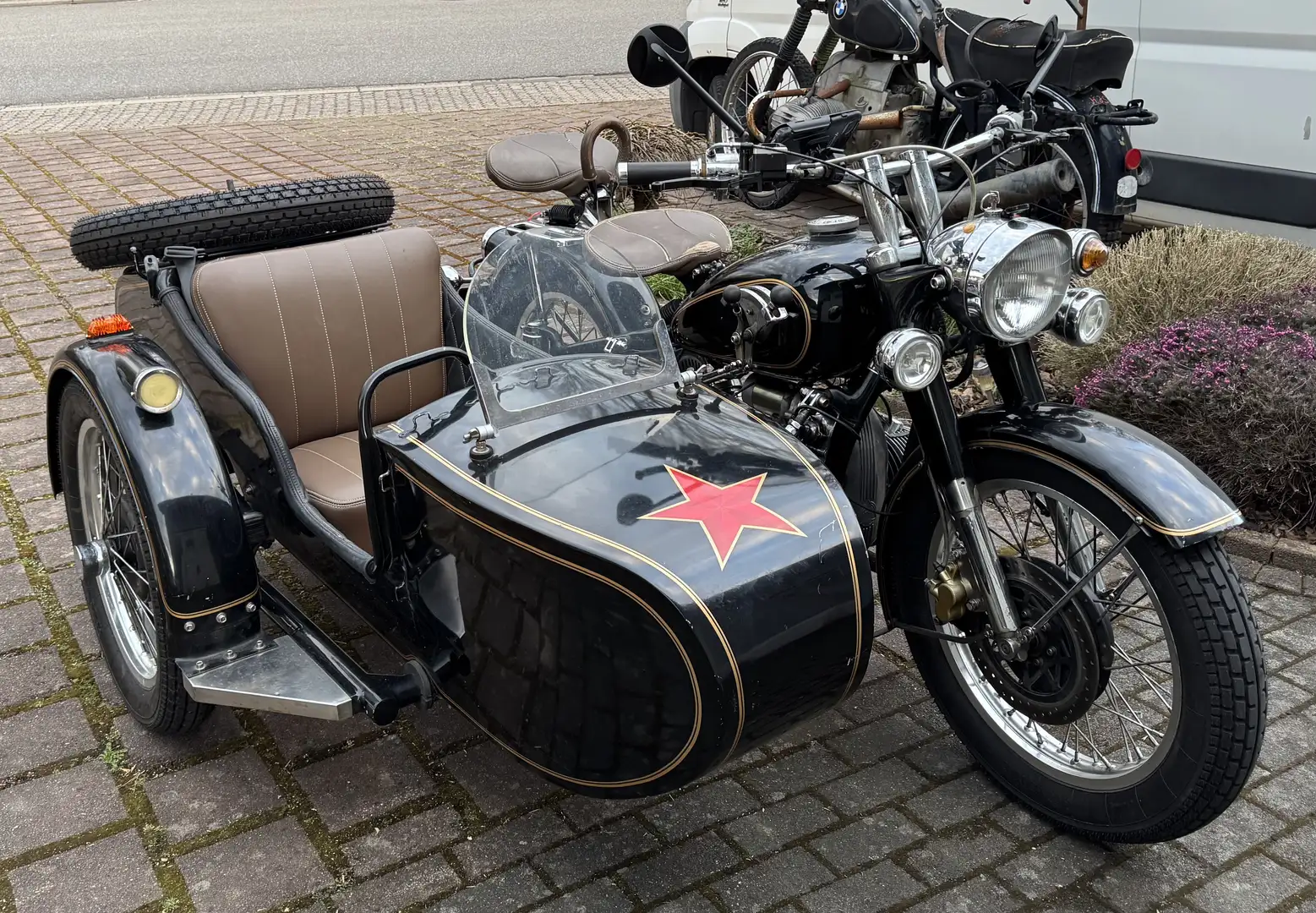 Chang - Jiang 750 CJ 750 Motorrad mit Beiwagen Nanchang Negru - 2