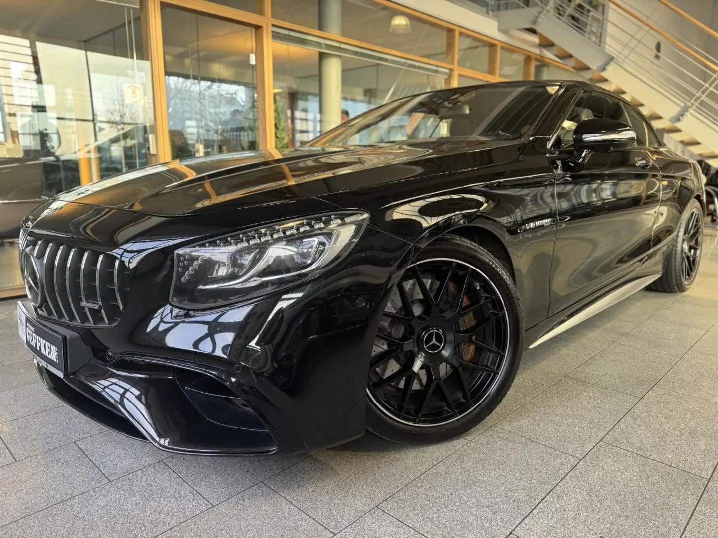 Mercedes-Benz S 63 AMG AMG S 63 Cabrio 4Matic 7G-MCT, Massage, 360°! LED Schwarz - 1