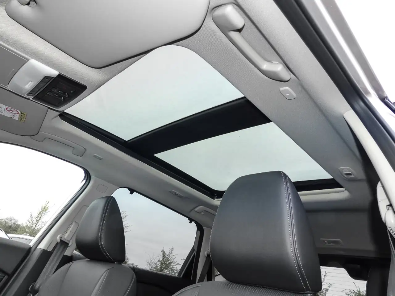Nissan X-Trail Tekna+ 1.5 VC-T e-POWER e-4ORCE 213PS 4x4 7-Sitzer 12