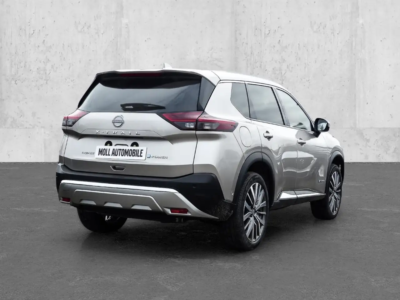 Nissan X-Trail Tekna+ 1.5 VC-T e-POWER e-4ORCE 213PS 4x4 7-Sitzer 2