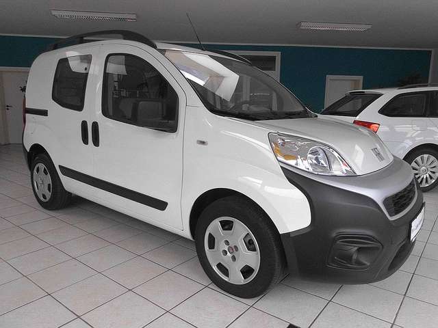Fiat Fiorino SX Kombi 4-Sitzer PDC/Shzg. Orig. 29tkm.