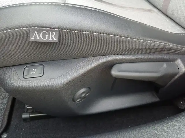 Opel Astra view 5